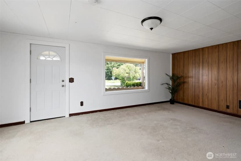 Property photo for 485 Se Jerome Street, Oak Harbor photo 9