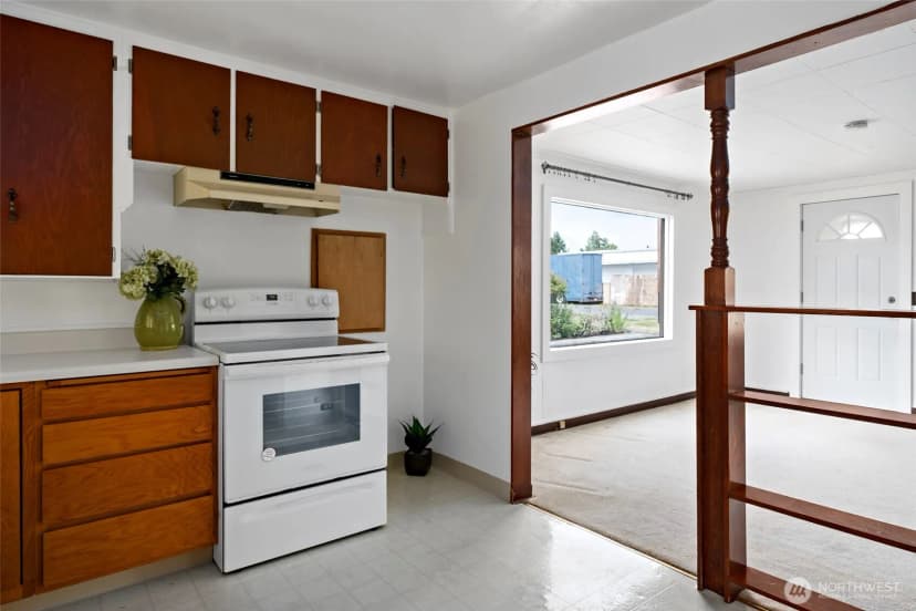 Property photo for 485 Se Jerome Street, Oak Harbor photo 10
