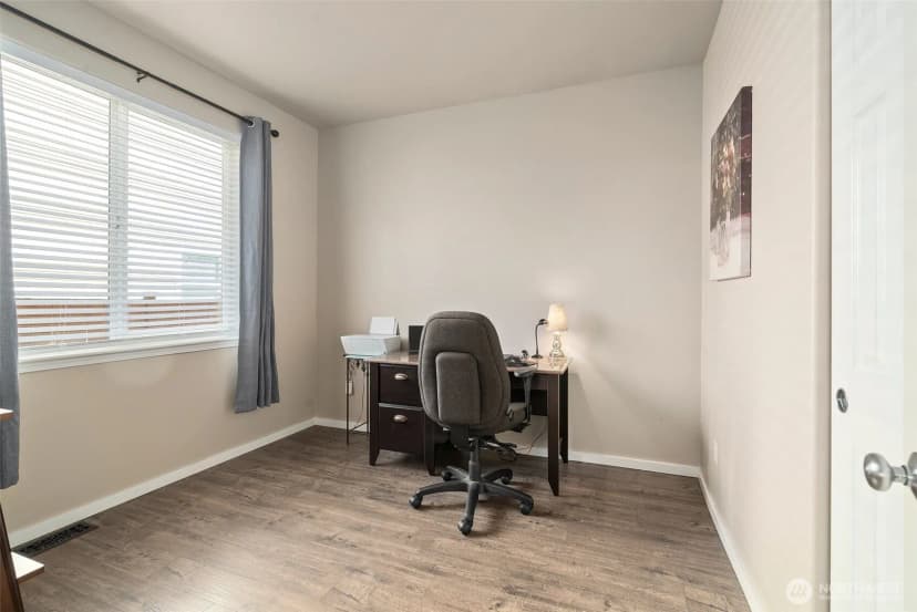 Property photo for 2092 Blackstone Court Sw, Tumwater photo 14