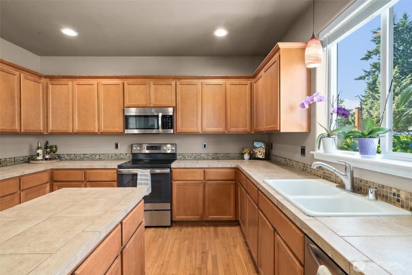 Property photo for 2092 Blackstone Court Sw, Tumwater photo 8
