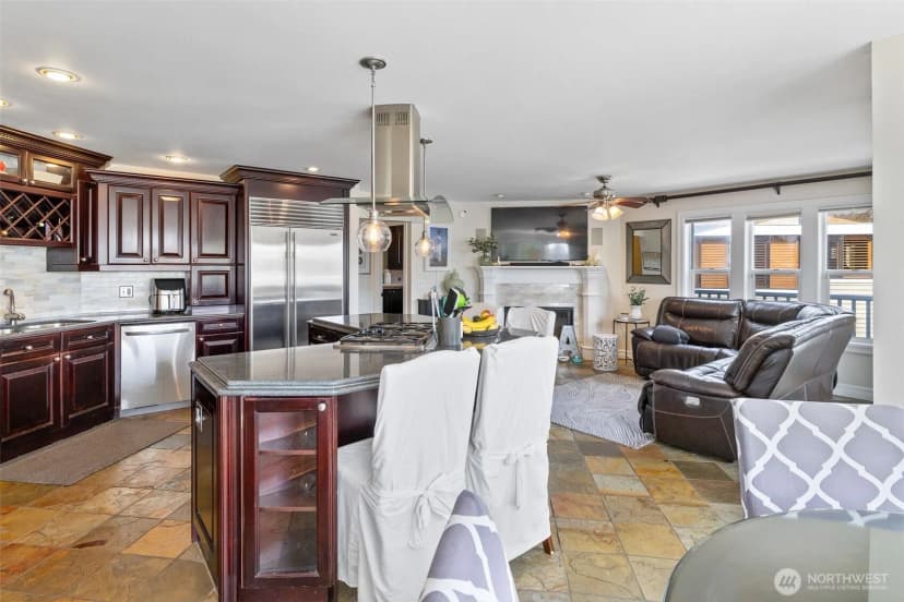 Property photo for 21026 30th Street Ct E, Lake Tapps photo 11