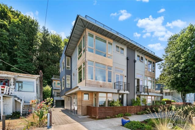 Property photo for 1706 Alki Avenue Sw #a, Seattle