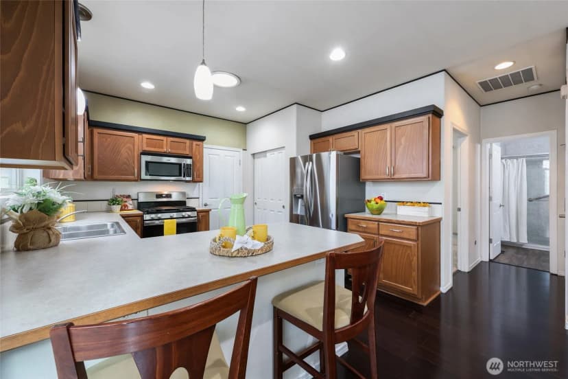 Property photo for 5415 Parkside Drive Se, Lacey photo 13