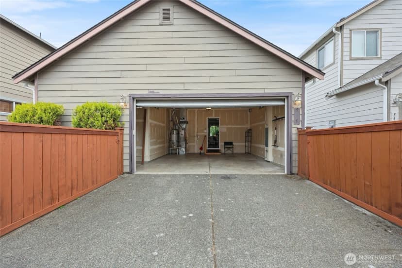 Property photo for 5415 Parkside Drive Se, Lacey photo 34