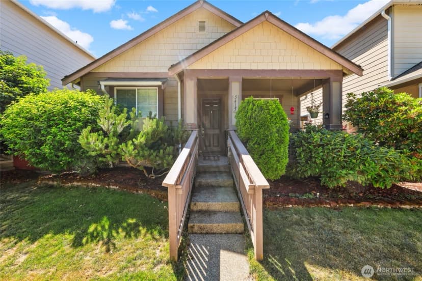 Property photo for 5415 Parkside Drive Se, Lacey photo 2
