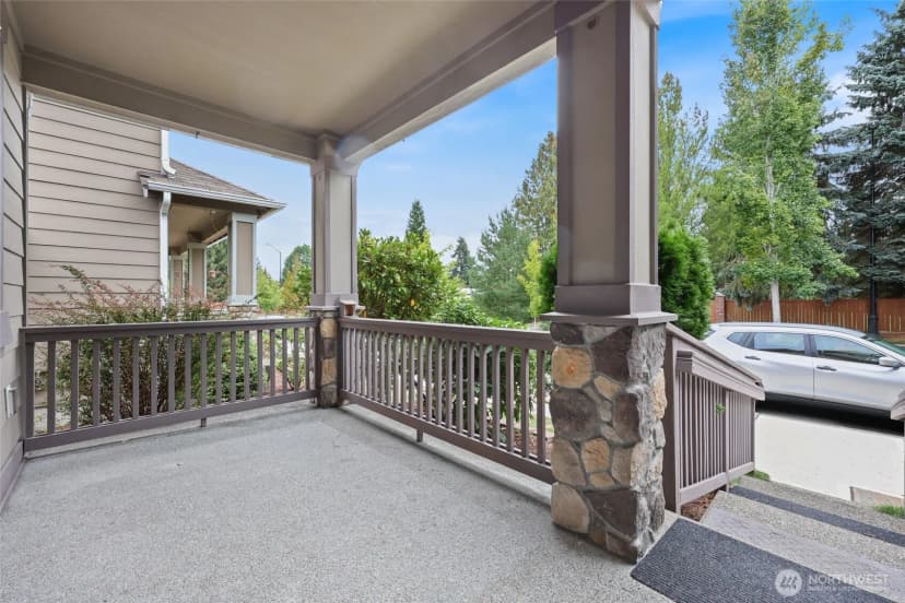 Property photo for 5415 Parkside Drive Se, Lacey photo 4