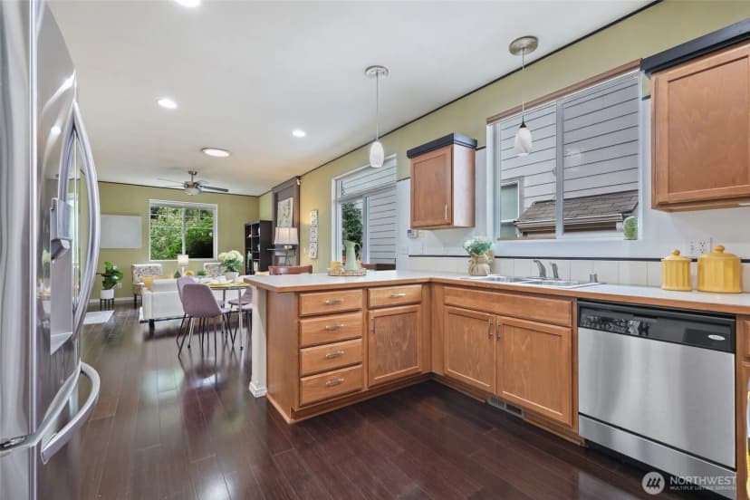 Property photo for 5415 Parkside Drive Se, Lacey photo 16