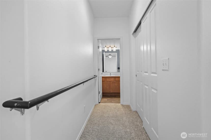 Property photo for 5415 Parkside Drive Se, Lacey photo 23