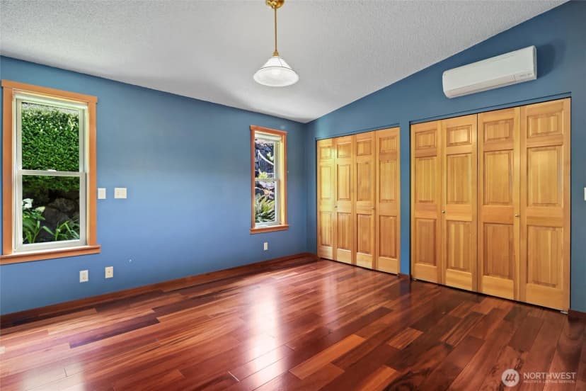 Property photo for 9315 California Avenue Sw, Seattle photo 18