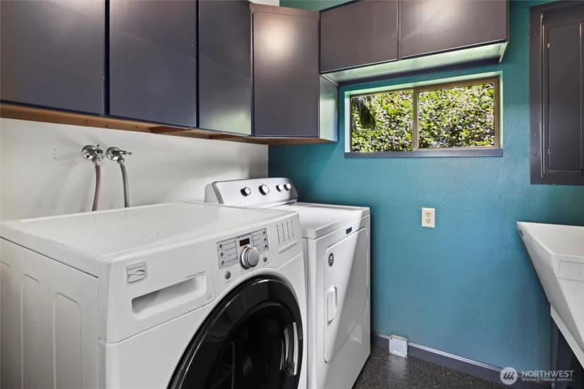Property photo for 9315 California Avenue Sw, Seattle photo 16