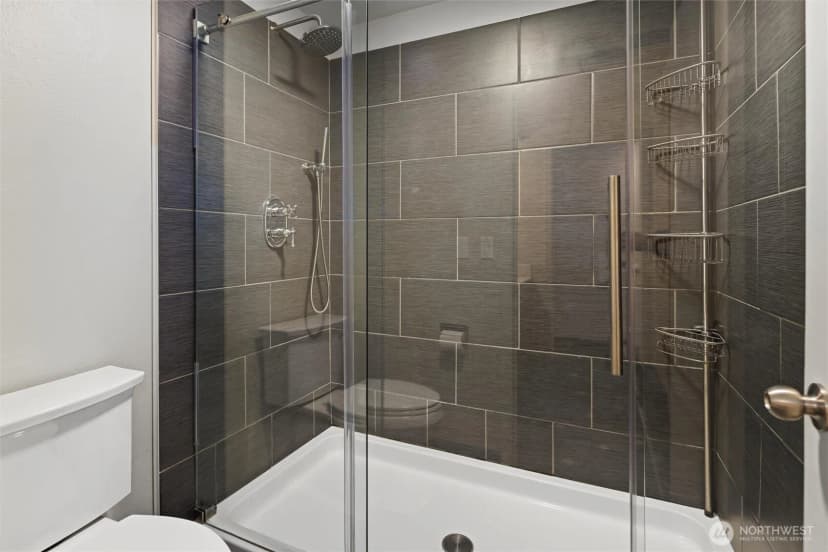 Property photo for 9315 California Avenue Sw, Seattle photo 20