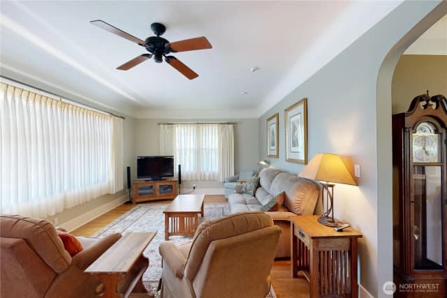 Property photo for 627 E Alder Street, Walla Walla photo 3