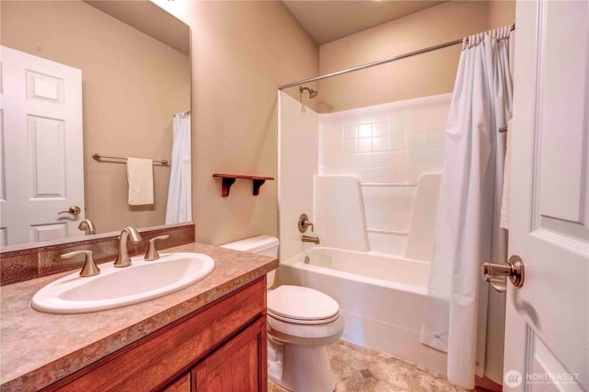 Property photo for 5000 Cypress Loop Ne, Lacey photo 17