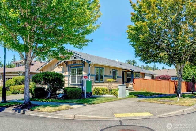 Property photo for 5000 Cypress Loop Ne, Lacey photo 2