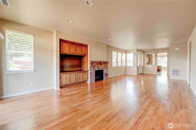 Property photo for 5000 Cypress Loop Ne, Lacey photo 4