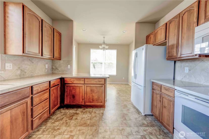 Property photo for 5000 Cypress Loop Ne, Lacey photo 11