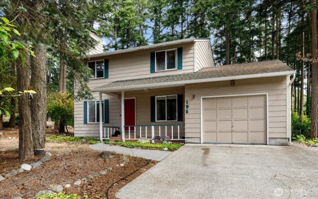 Property photo for 198 Nw Columbia Drive, Oak Harbor