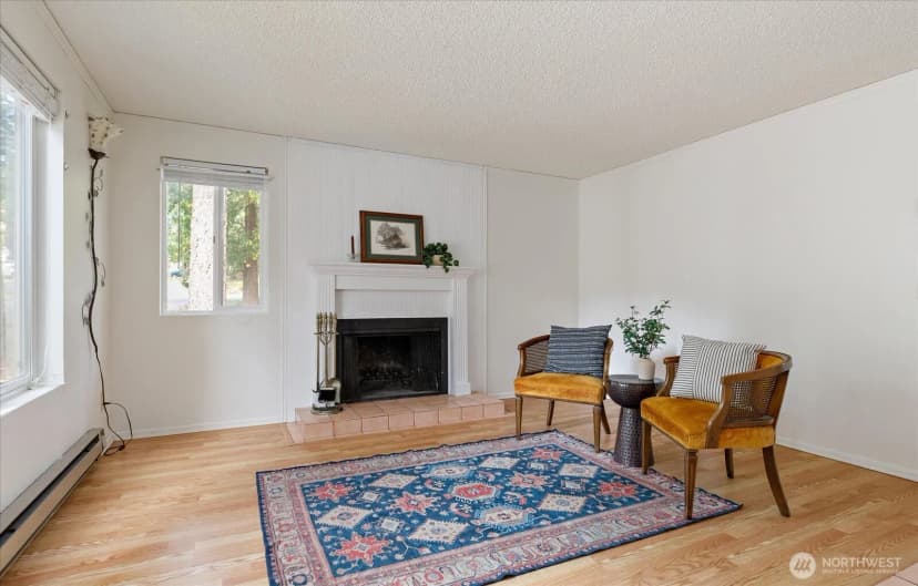 Property photo for 198 Nw Columbia Drive, Oak Harbor photo 5