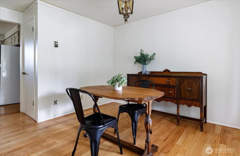 Property photo for 198 Nw Columbia Drive, Oak Harbor photo 18