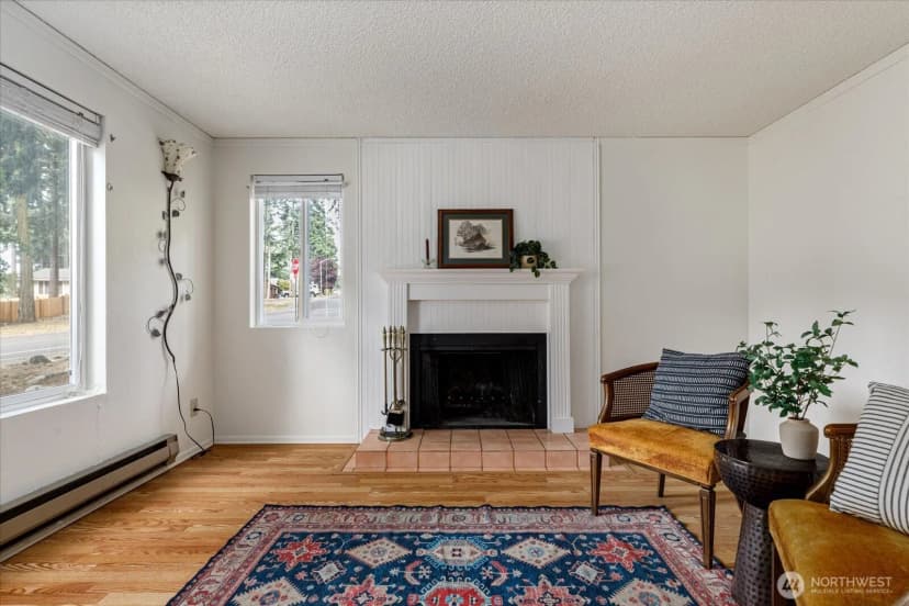 Property photo for 198 Nw Columbia Drive, Oak Harbor photo 6