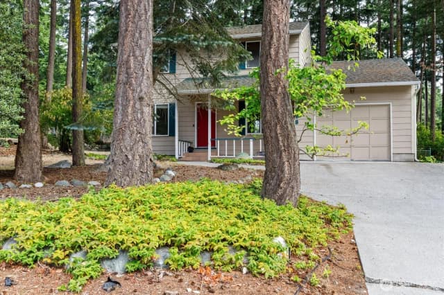 Property photo for 198 Nw Columbia Drive, Oak Harbor photo 4