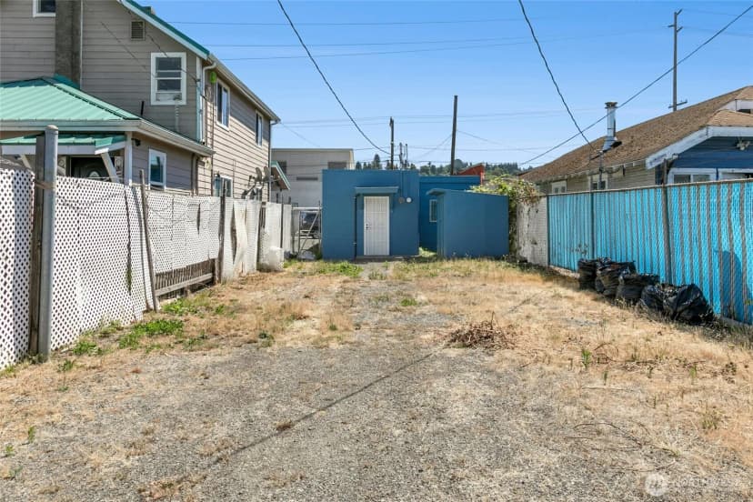 Property photo for 525 Central Avenue N, Kent photo 16