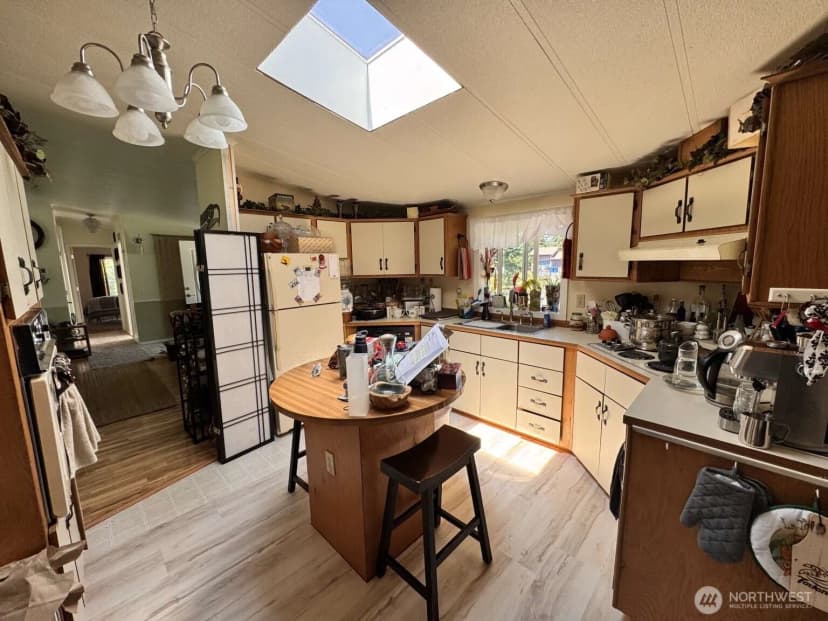 Property photo for 8839 Daffodil Lane Se, Olympia photo 18