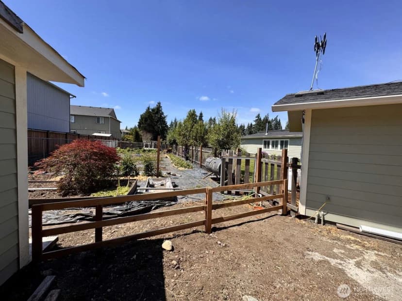 Property photo for 8839 Daffodil Lane Se, Olympia photo 11