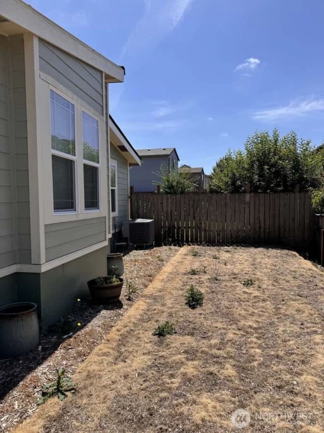Property photo for 8839 Daffodil Lane Se, Olympia photo 4