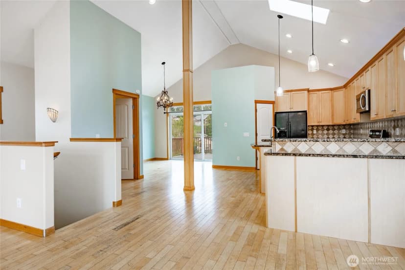 Property photo for 4824 Willow Drive, Blaine photo 23