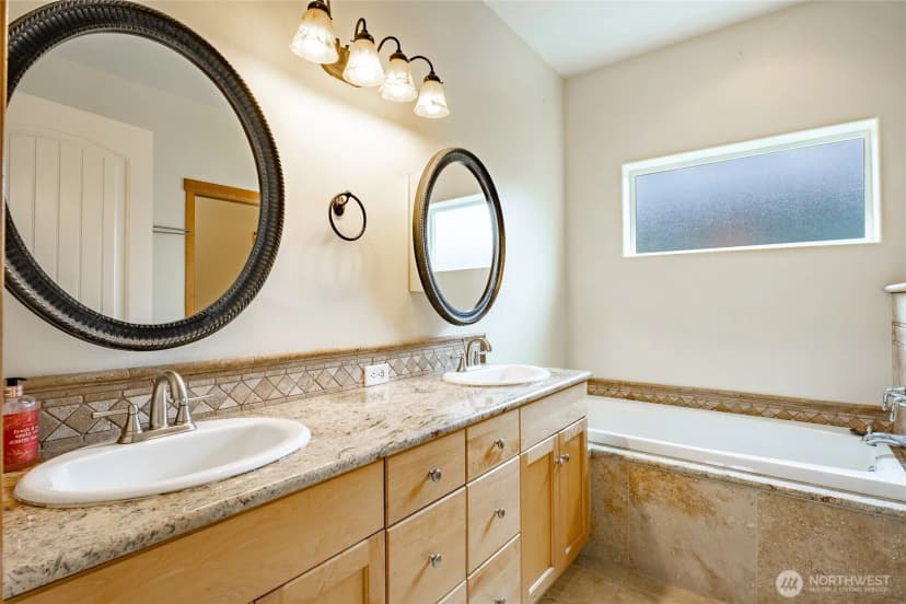 Property photo for 4824 Willow Drive, Blaine photo 14
