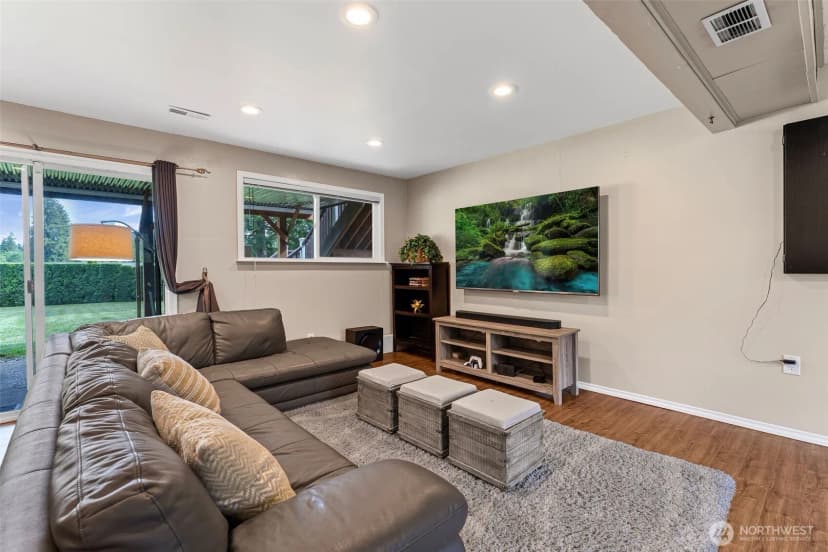 Property photo for 9918 220th Place Se, Woodinville photo 20