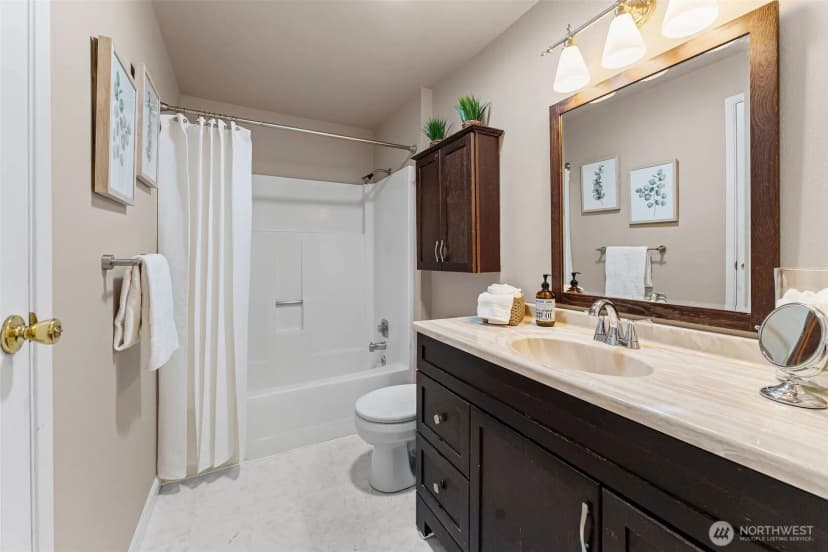 Property photo for 9918 220th Place Se, Woodinville photo 15