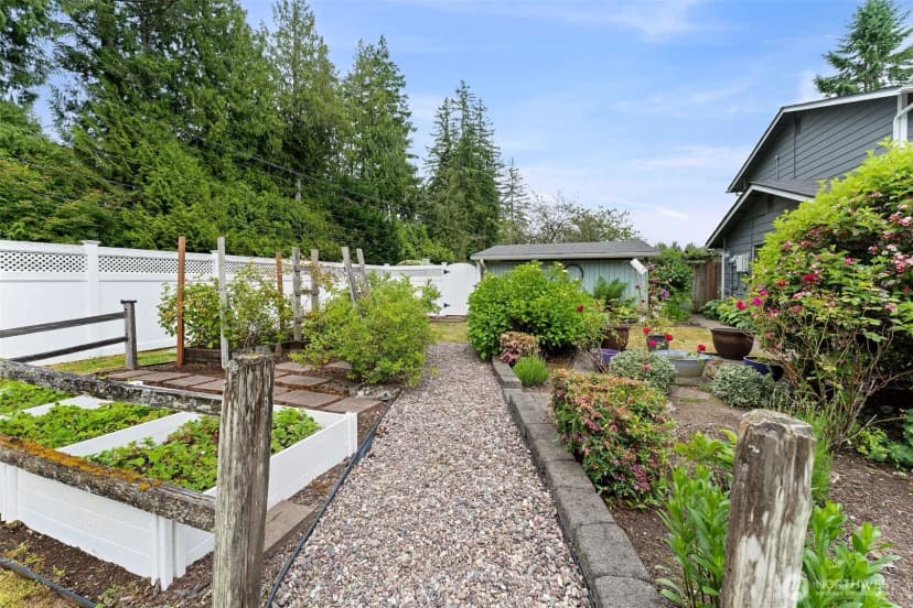 Property photo for 9918 220th Place Se, Woodinville photo 27