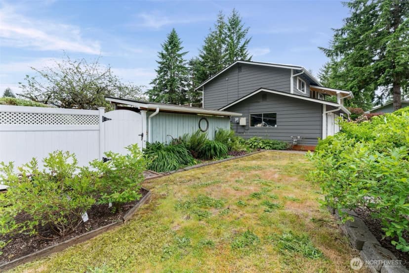 Property photo for 9918 220th Place Se, Woodinville photo 26