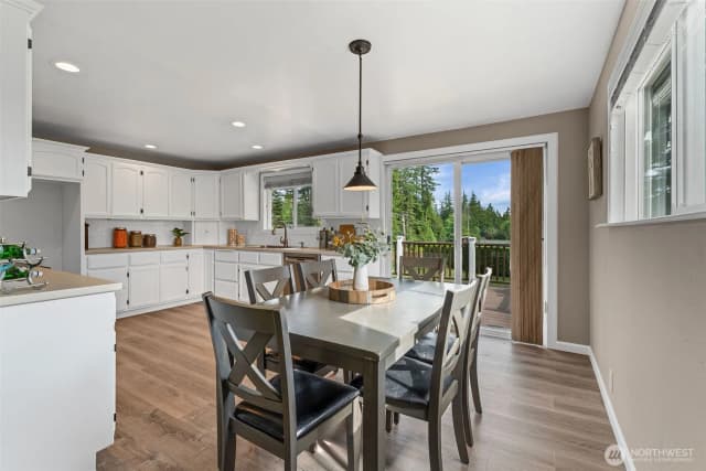 Property photo for 9918 220th Place Se, Woodinville photo 5