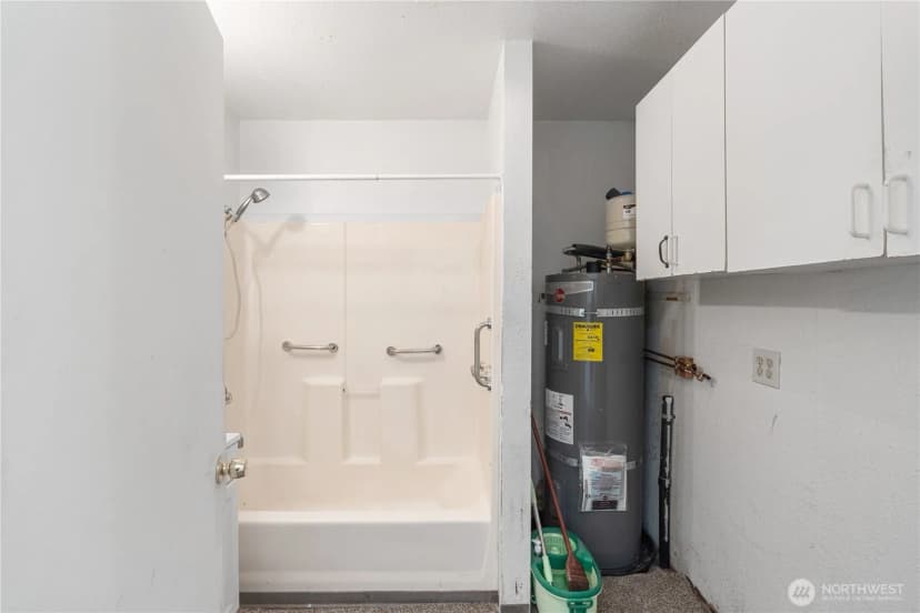 Property photo for 812 Duffy Street, Aberdeen photo 16