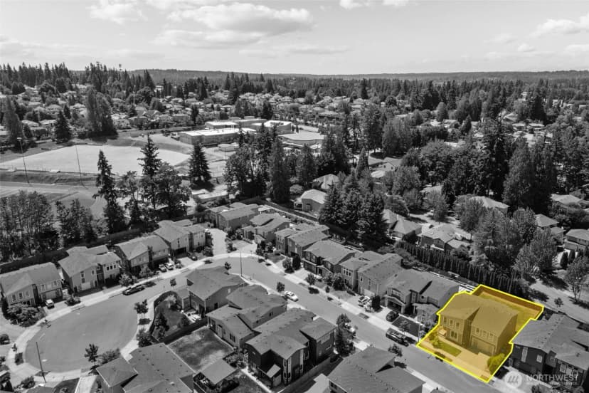 Property photo for 23422 26th Avenue Se, Bothell photo 37
