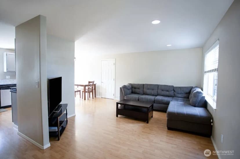 Property photo for 2216 Jasmine Place, Mount Vernon photo 3