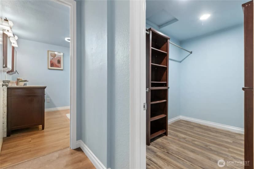 Property photo for 4530 240th Street Sw, Mountlake Terrace photo 17