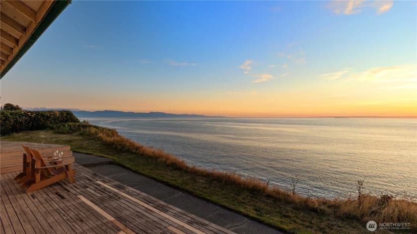 Property photo for 2377 West Beach Road, Oak Harbor photo 34