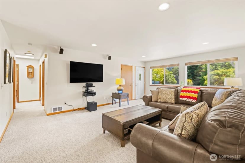 Property photo for 50 Steve Place, Sequim photo 8