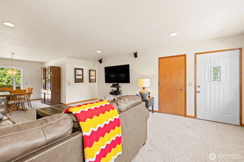 Property photo for 50 Steve Place, Sequim photo 10
