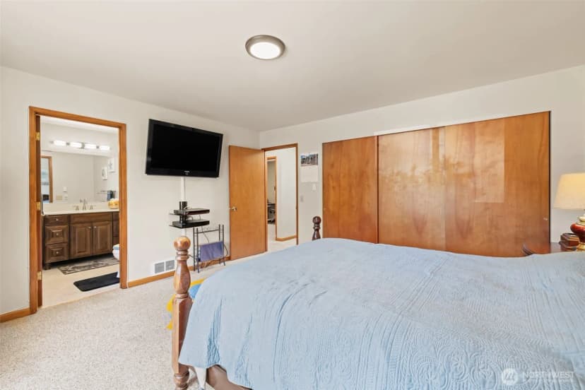 Property photo for 50 Steve Place, Sequim photo 17