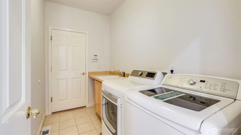 Property photo for 17303 Se 185th Street, Renton photo 18