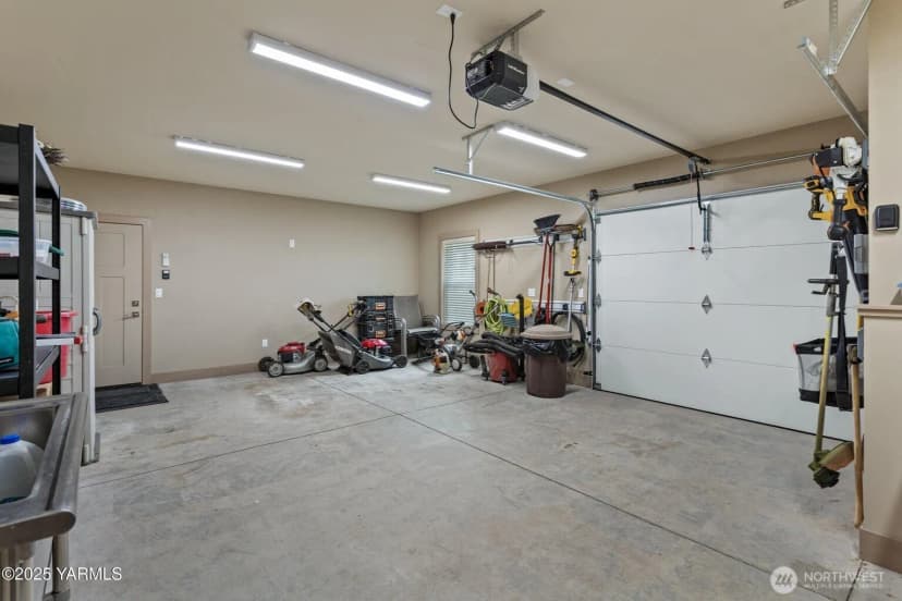 Property photo for 5506 Marilane Street, Yakima photo 29
