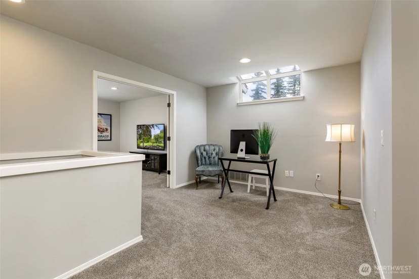 Property photo for 18614 34th Avenue Se, Bothell photo 21