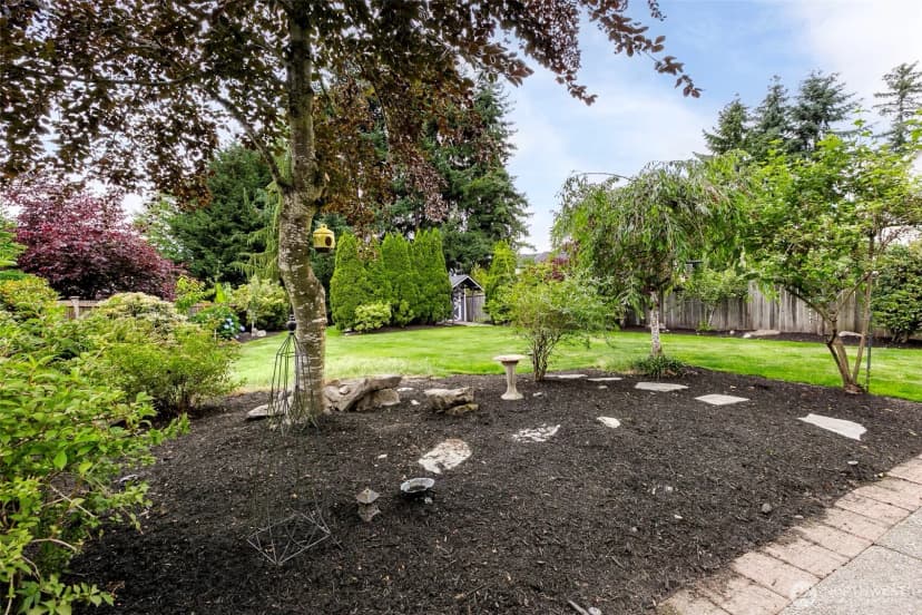 Property photo for 18614 34th Avenue Se, Bothell photo 13