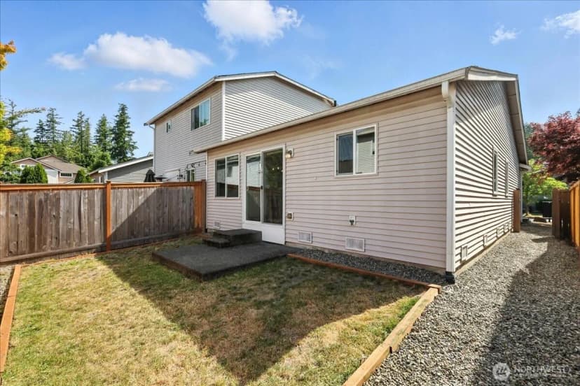 Property photo for 28119 240th Ave Se, Maple Valley photo 3