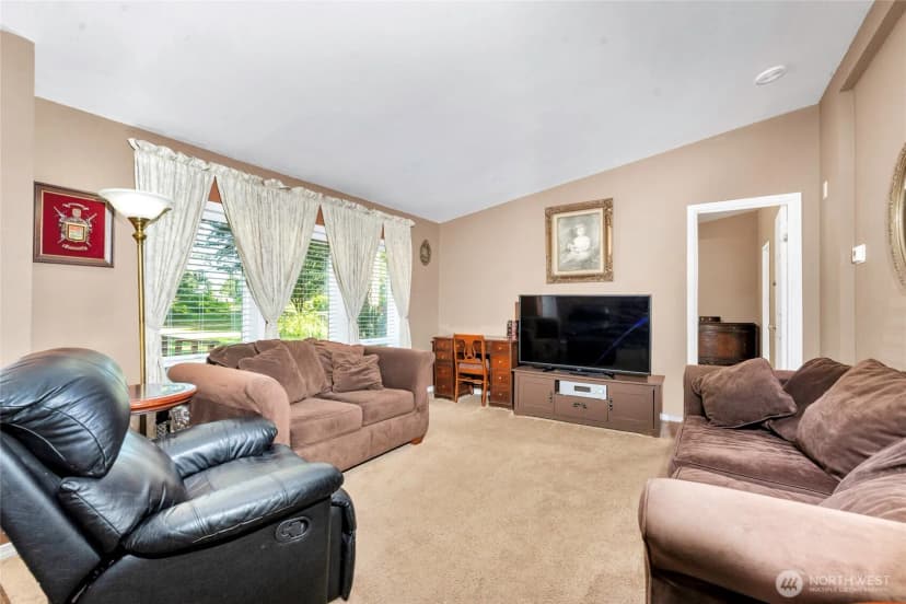 Property photo for 8310 207th Street E, Spanaway photo 7